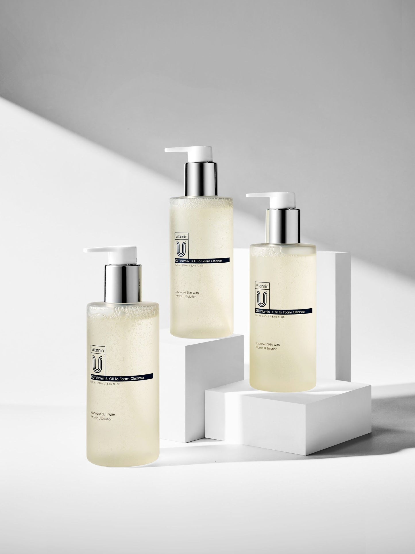 VITAMIN U Anti-Aging Oil-to-Foam Cleanser